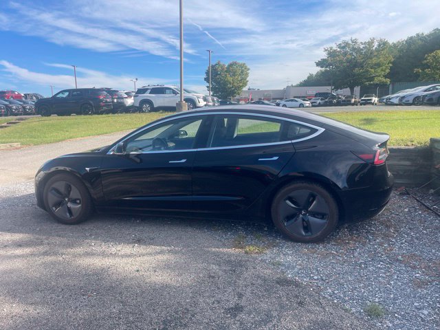 Used 2018 Tesla Model 3 Long Range RWD image 4