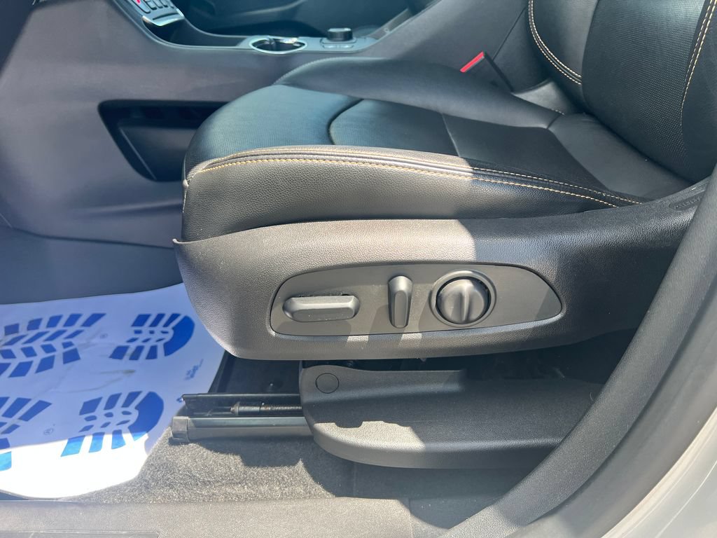 Used 2019 GMC Terrain SLT w/ Preferred Package AWD/4WD image 18