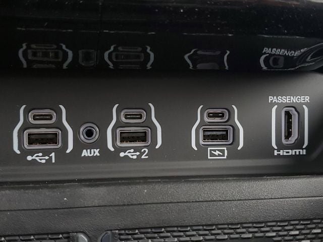 New 2026 RAM 1500 Tungsten w/ Trailer Tow Group AWD/4WD image 31