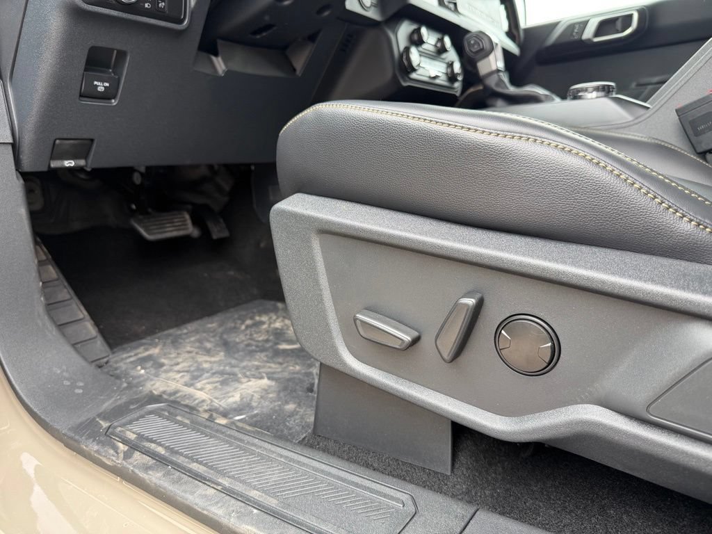New 2026 Ford Bronco Badlands AWD/4WD image 25
