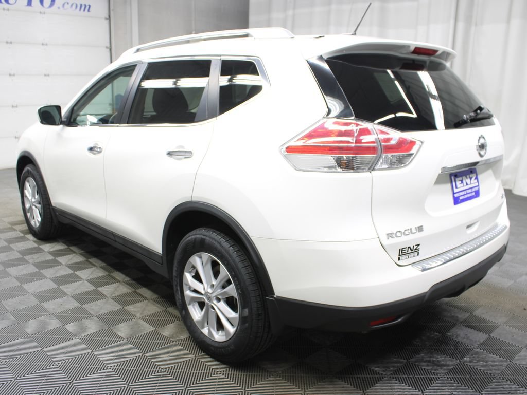 Used 2015 Nissan Rogue SV AWD/4WD image 7
