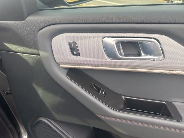 New 2026 Ford Explorer Active image 30