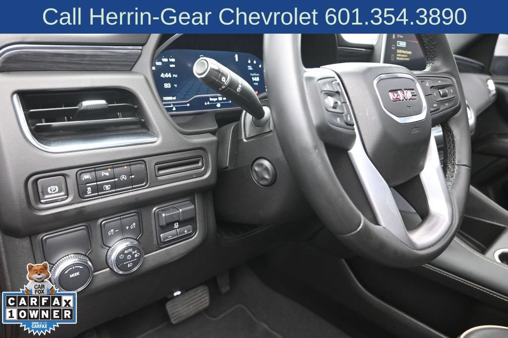 Used 2023 GMC Yukon SLT w/ SLT Premium Package RWD image 12