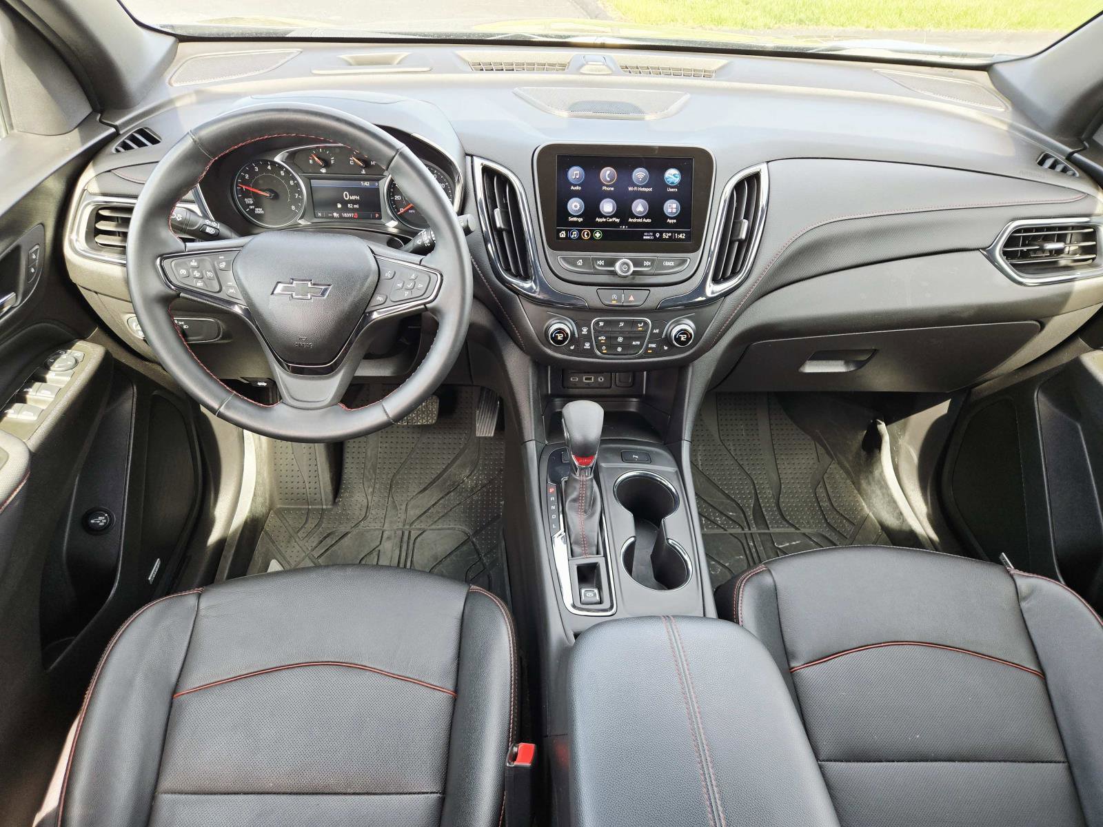 Used 2024 Chevrolet Equinox RS w/ RS Leather Package image 11