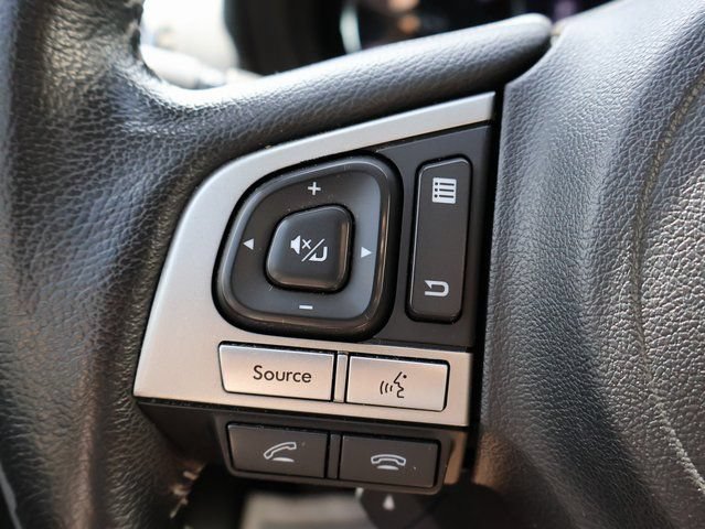 Used 2018 Subaru Forester 2.5i Touring AWD/4WD image 32