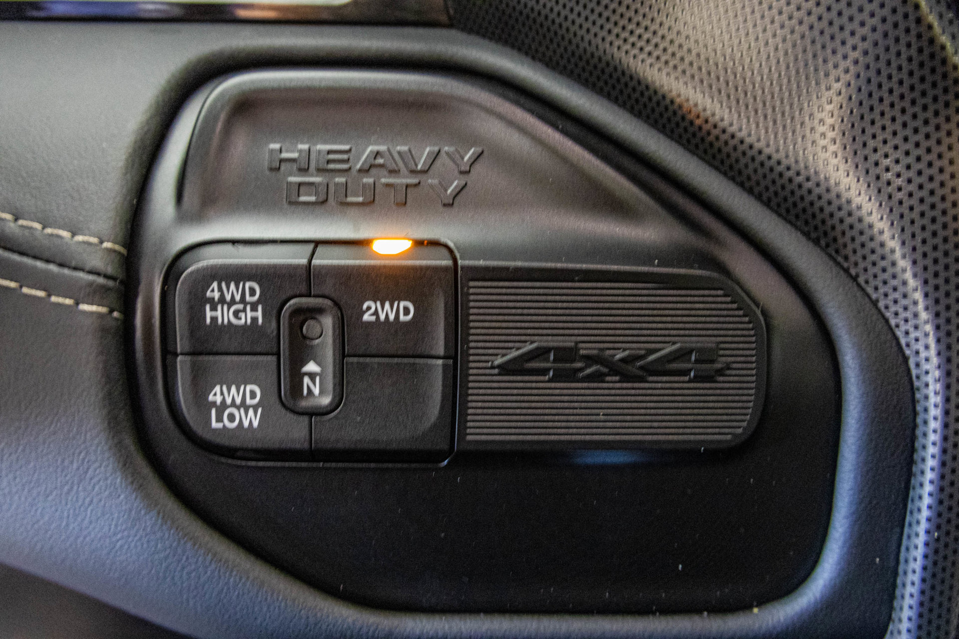 Used 2024 RAM 3500 Limited AWD/4WD image 35