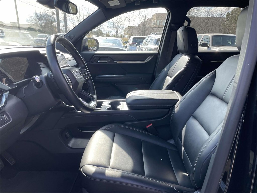 Used 2024 GMC Acadia Elevation image 15