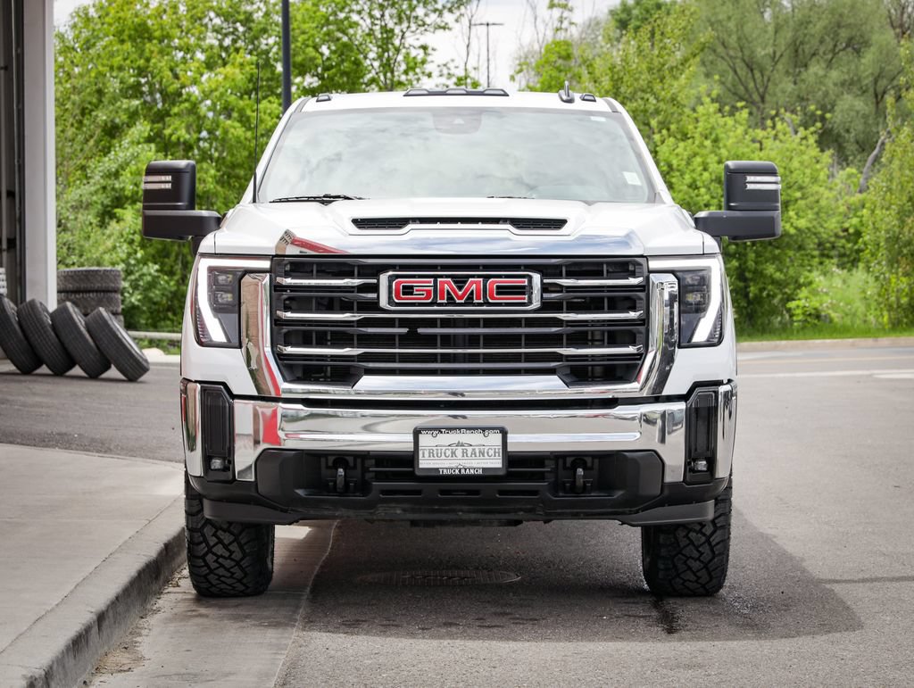 Used 2024 GMC Sierra 3500 SLE w/ SLE Convenience Package AWD/4WD image 9