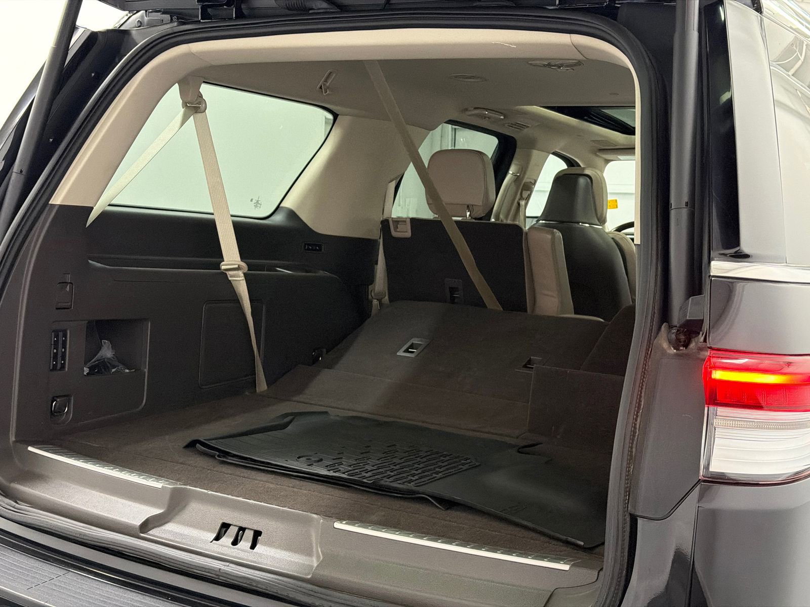 Certified 2022 Lincoln Navigator L Reserve AWD/4WD image 8