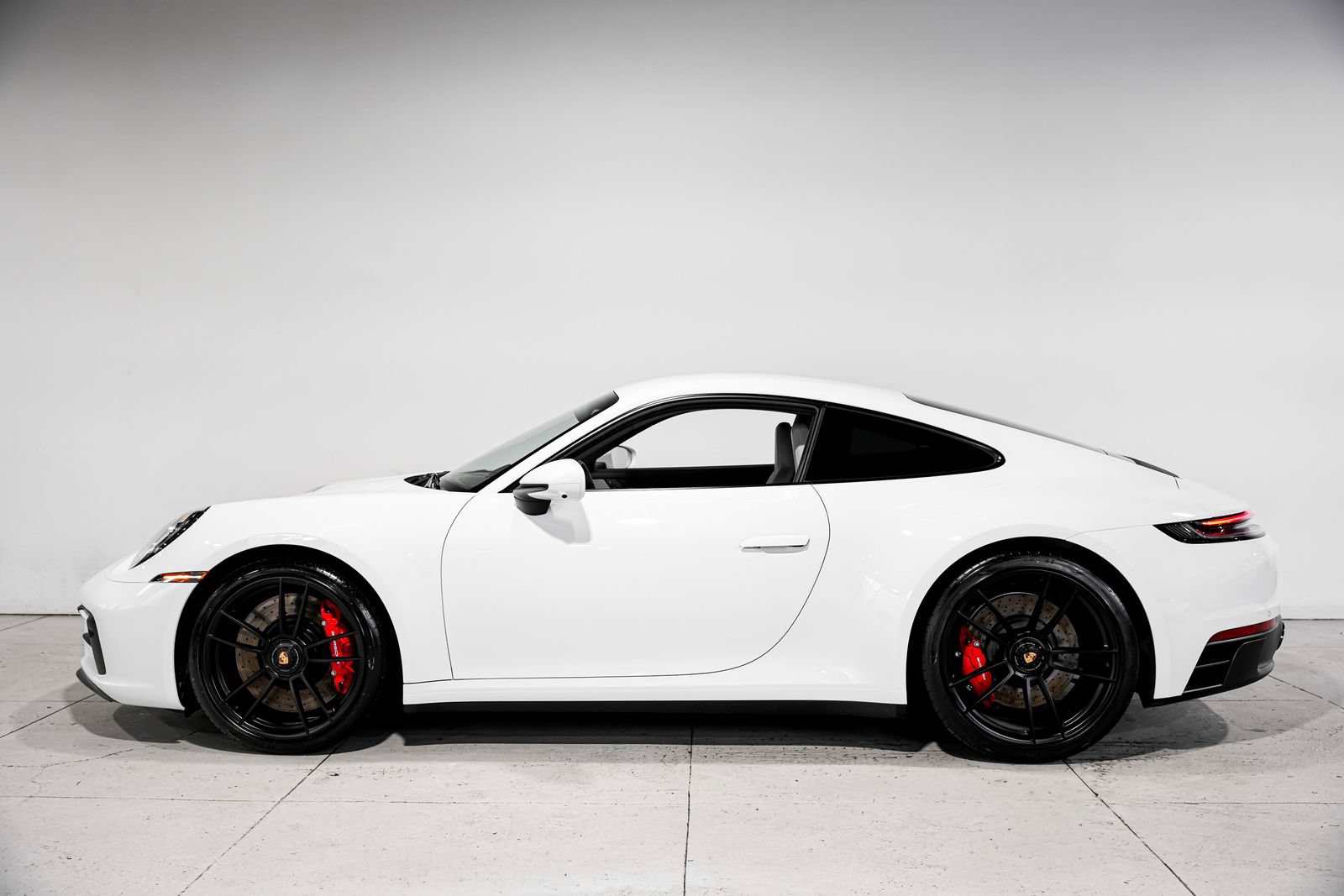 Used 2022 Porsche 911 Carrera GTS RWD image 7