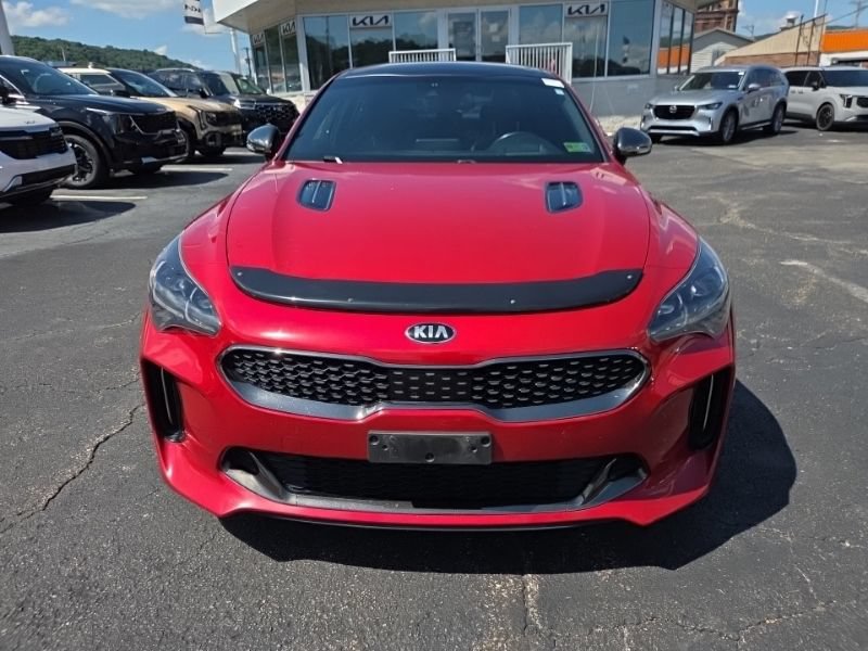 Used 2018 Kia Stinger GT2 AWD/4WD video 2