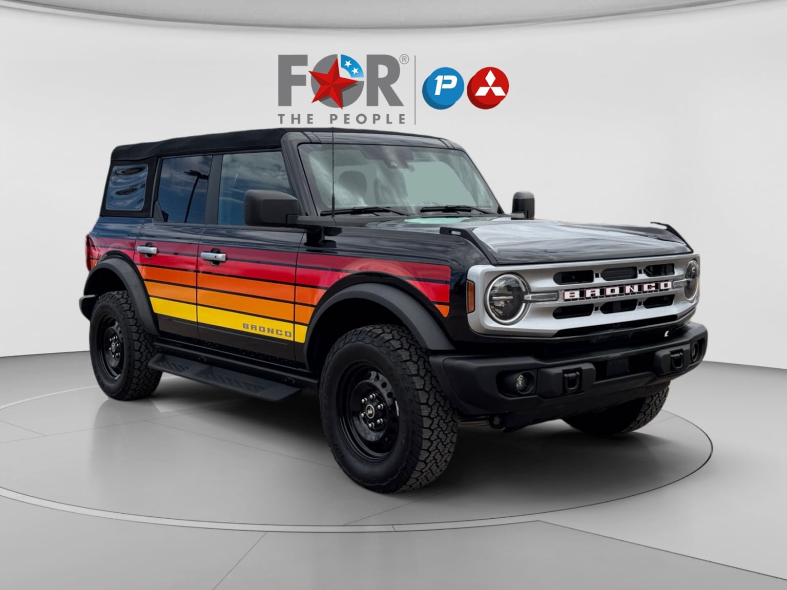 Used 2025 Ford Bronco Big Bend w/ Black Diamond Package AWD/4WD image 7