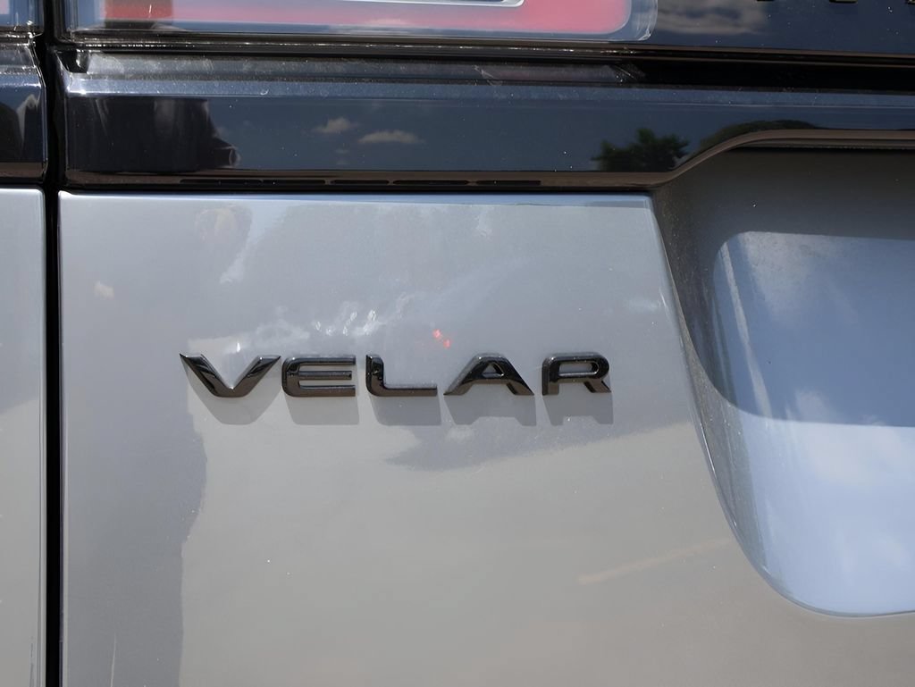 Used 2026 Land Rover Range Rover Velar Dynamic SE AWD/4WD image 9