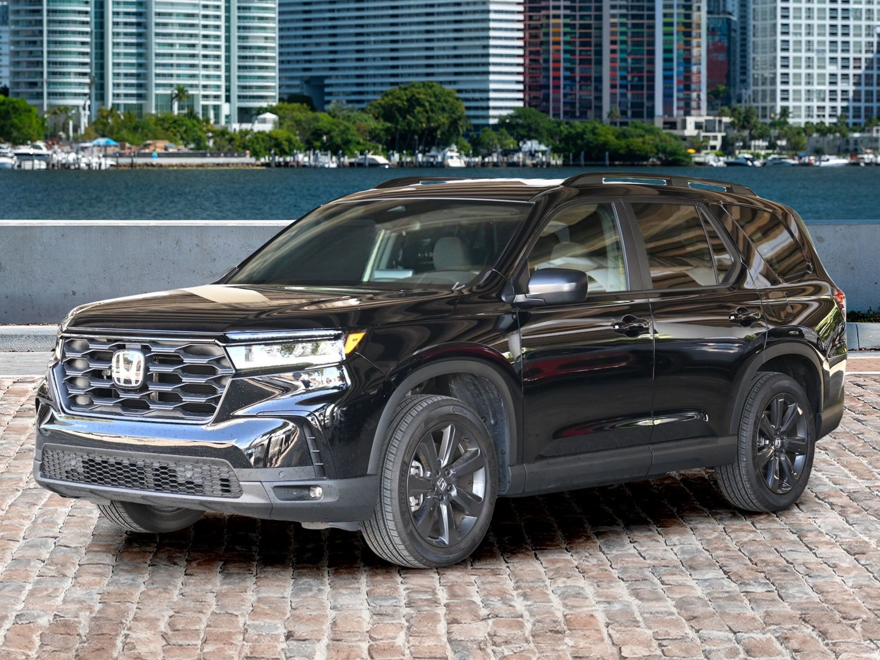 New 2025 Honda Pilot Sport image 1