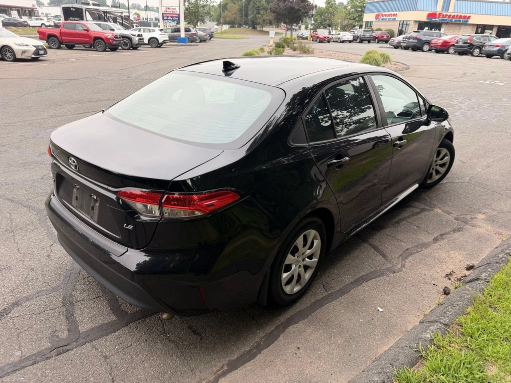 Used 2023 Toyota Corolla LE FWD image 9