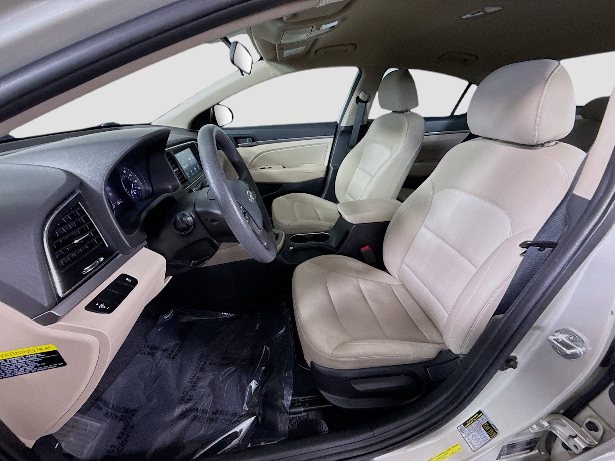 Used 2017 Hyundai Elantra SE image 21