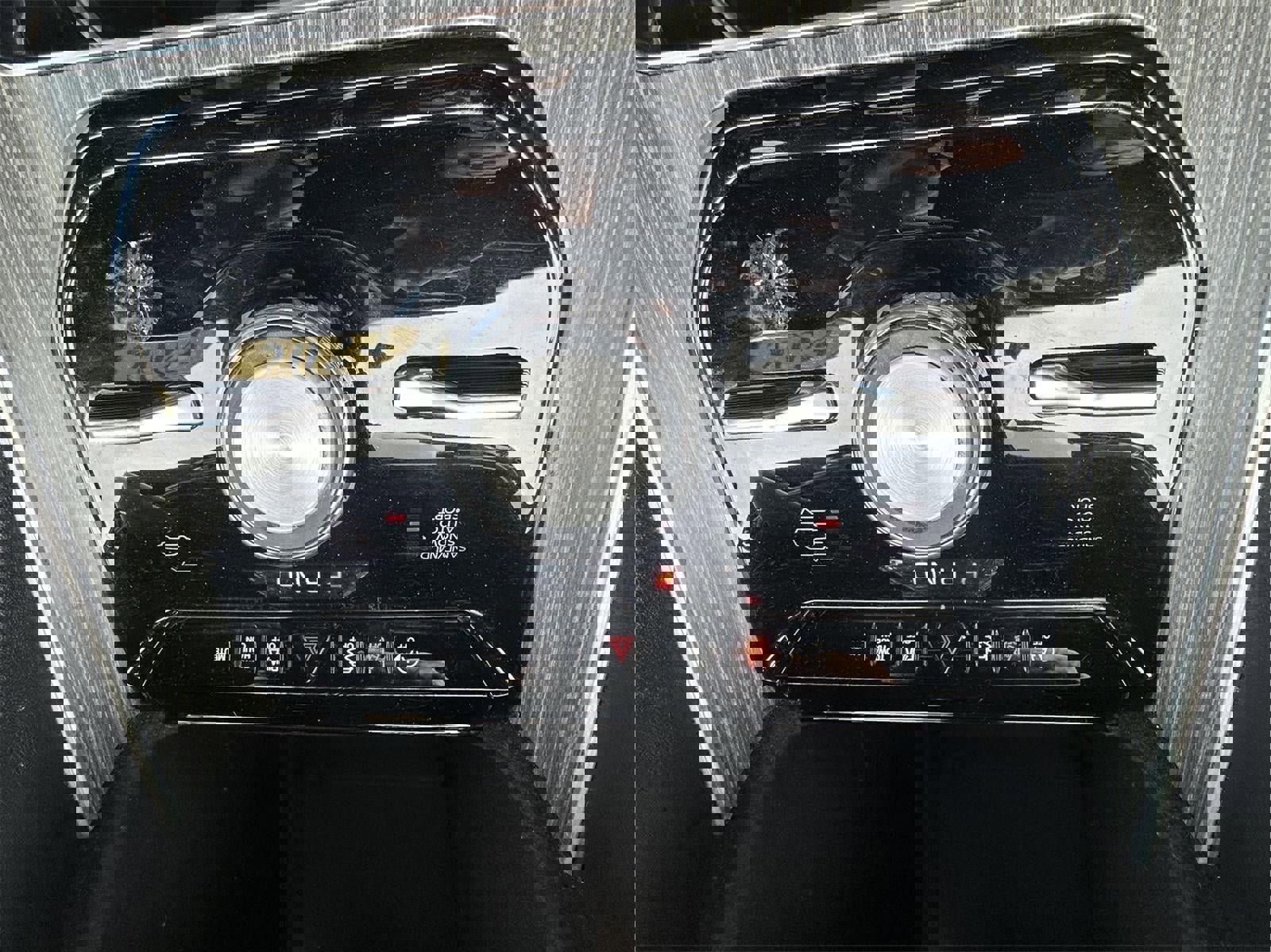 Used 2024 Jeep Wagoneer Series III AWD/4WD image 27