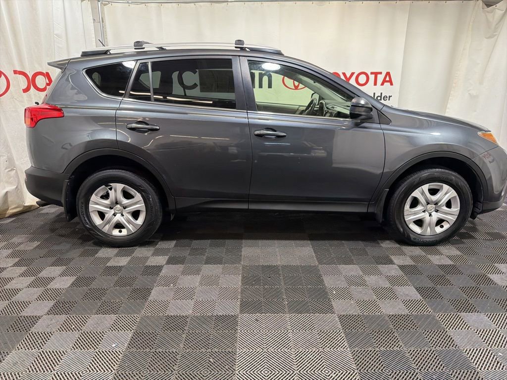 Used 2013 Toyota RAV4 LE image 8