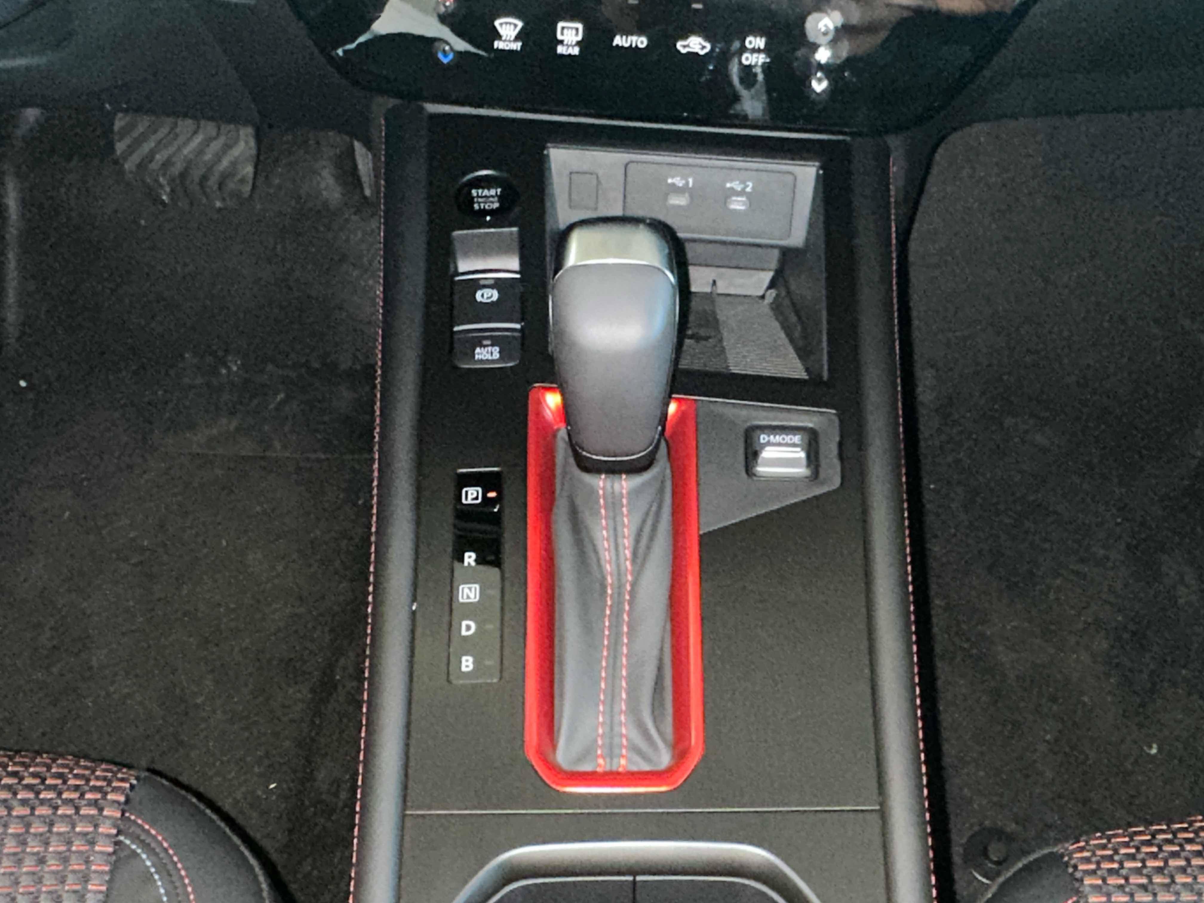 New 2025 Nissan Kicks SR AWD/4WD image 30