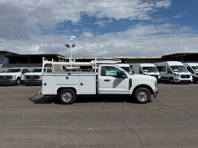 New 2026 Ford F250 XL w/ XL Chrome Package RWD image 2