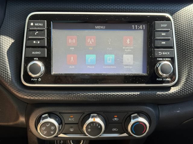 Used 2021 Nissan Kicks S FWD image 10