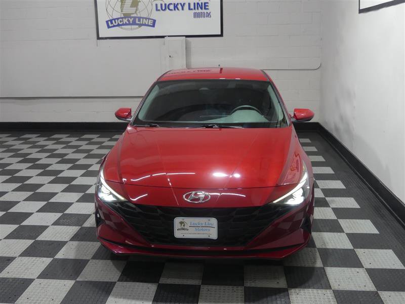 Used 2022 Hyundai Elantra SEL FWD image 3