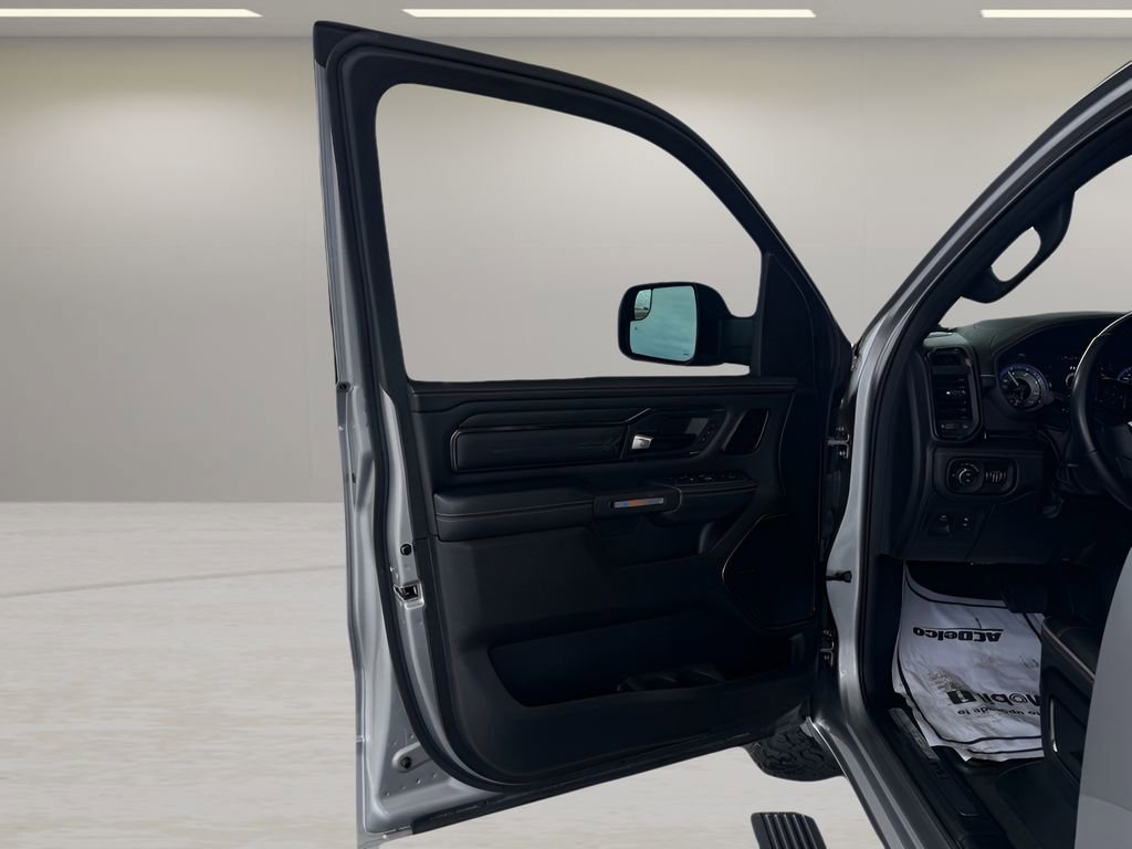 Used 2022 RAM 1500 Limited image 11