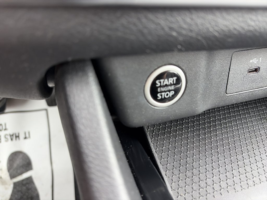 Used 2021 Nissan Rogue S FWD image 28