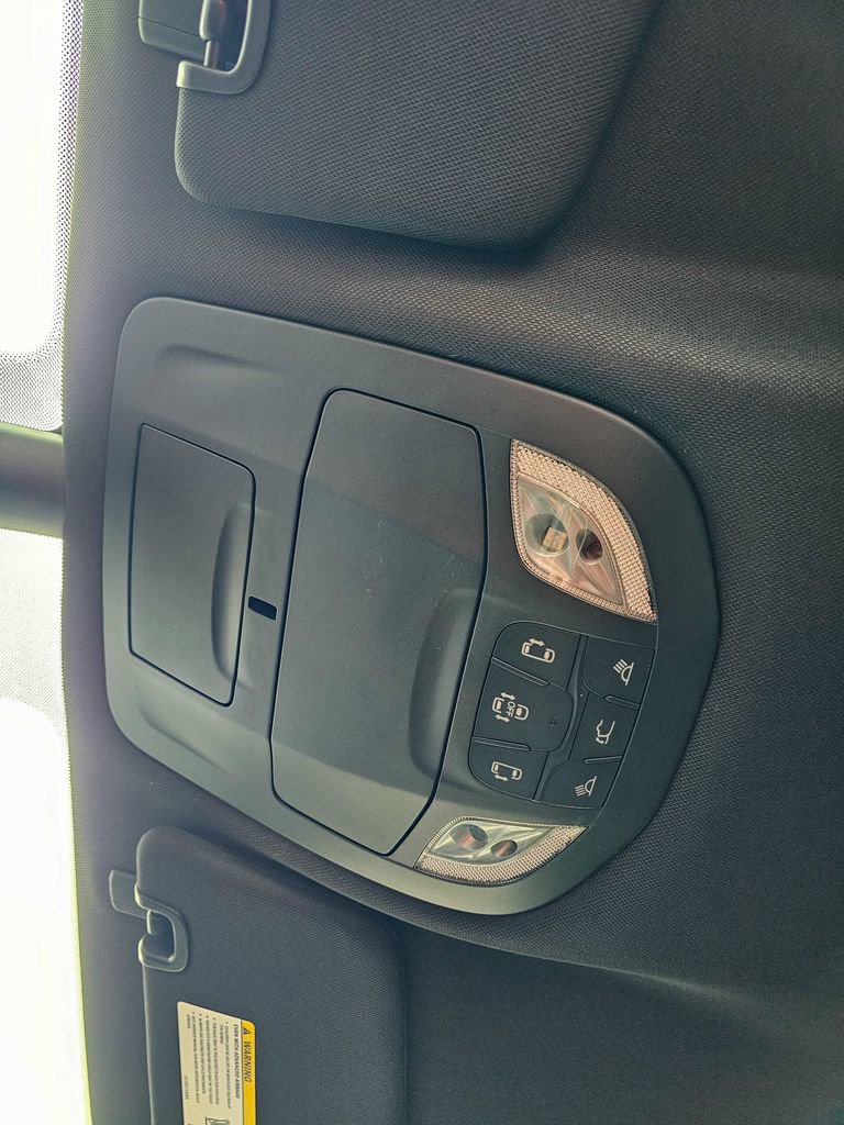 New 2026 Chrysler Pacifica Select image 31