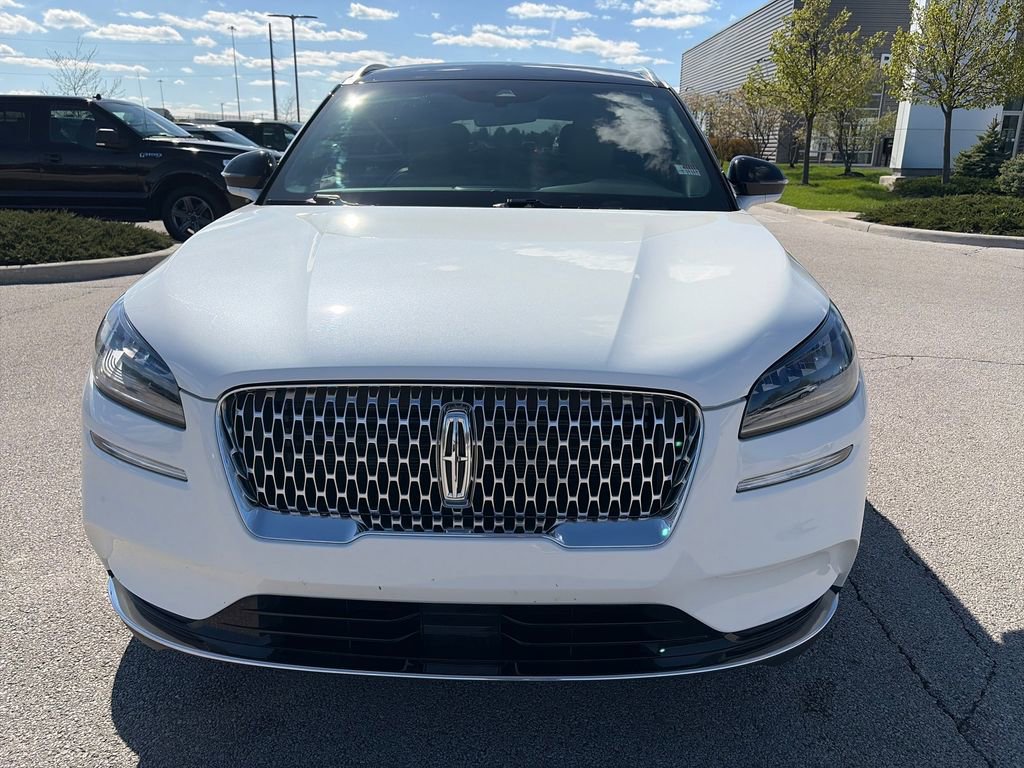 Used 2022 Lincoln Corsair Reserve w/ Elements Package image 2