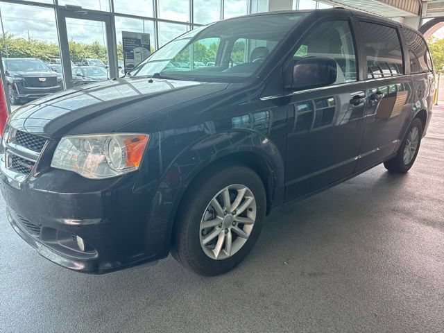 Used 2019 Dodge Grand Caravan SXT FWD image 3