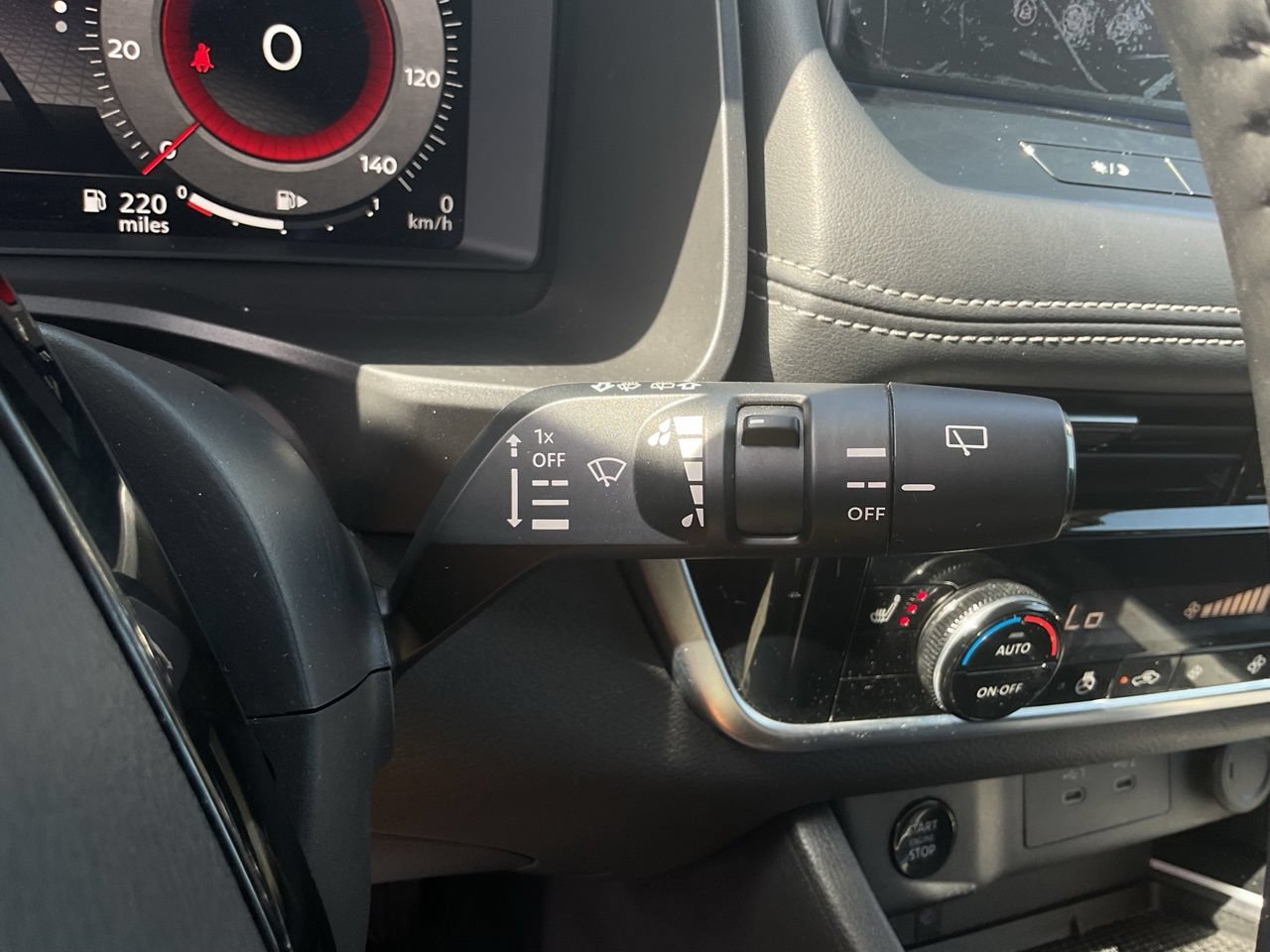 Used 2026 Nissan Rogue SL FWD image 32