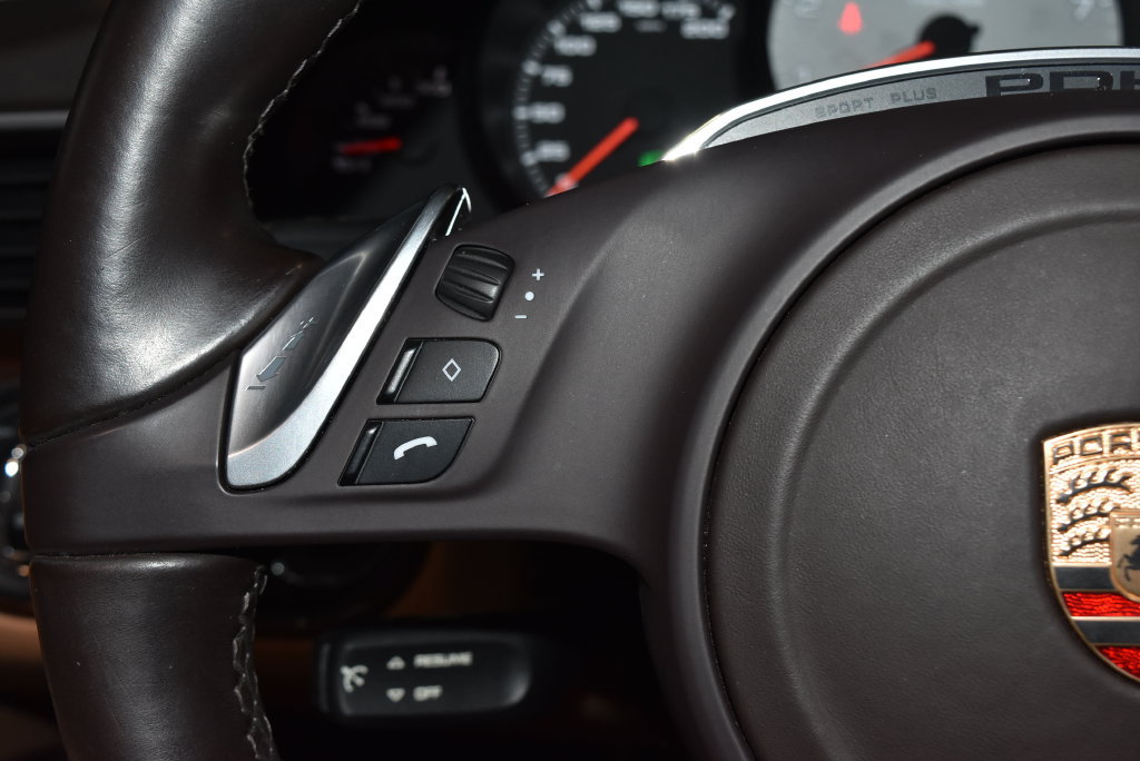 Used 2015 Porsche 911 Carrera S RWD image 11