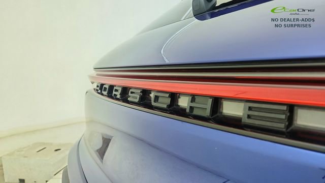 Used 2024 Porsche Macan image 17