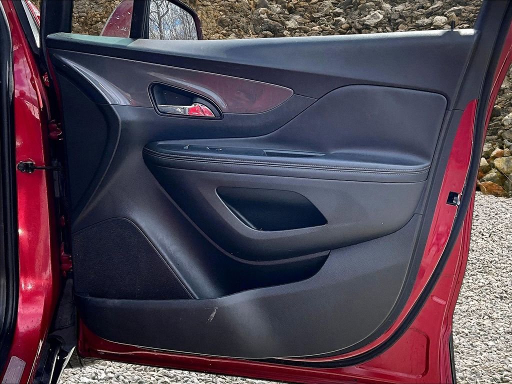 Used 2018 Buick Encore Essence image 20