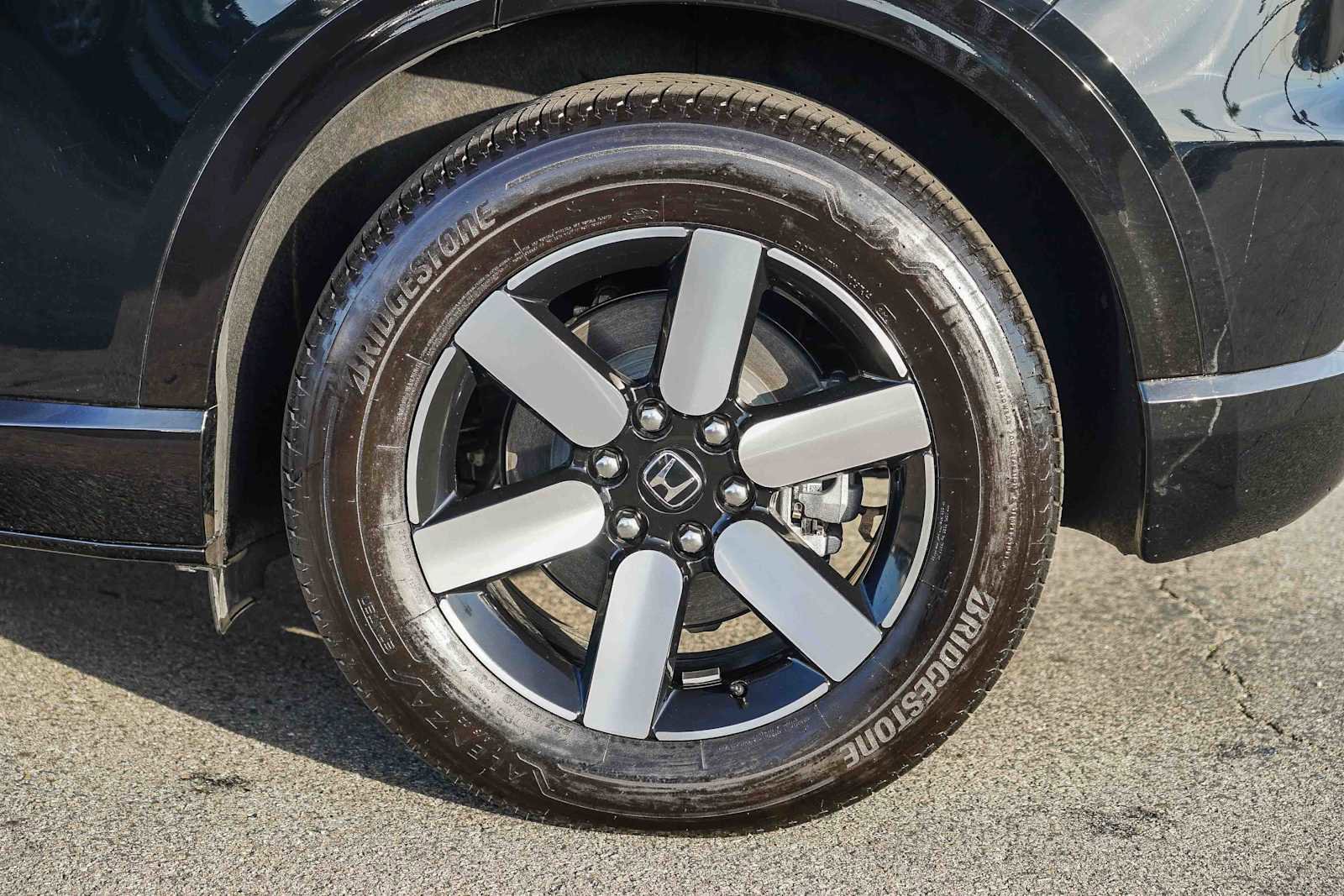 Certified 2024 Honda Prologue Touring image 11