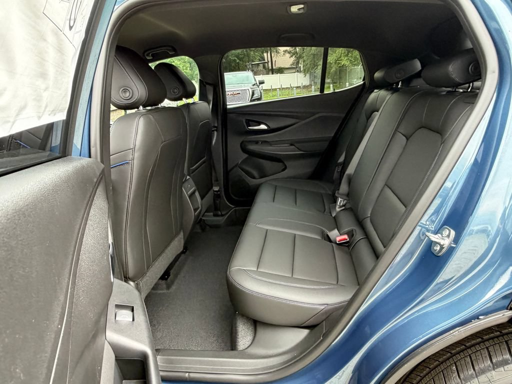 New 2026 Buick Envista Sport Touring FWD image 18
