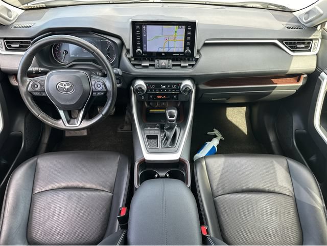 Used 2021 Toyota RAV4 Limited FWD image 18