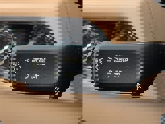 Used 2021 Porsche Macan S w/ Premium Package image 41