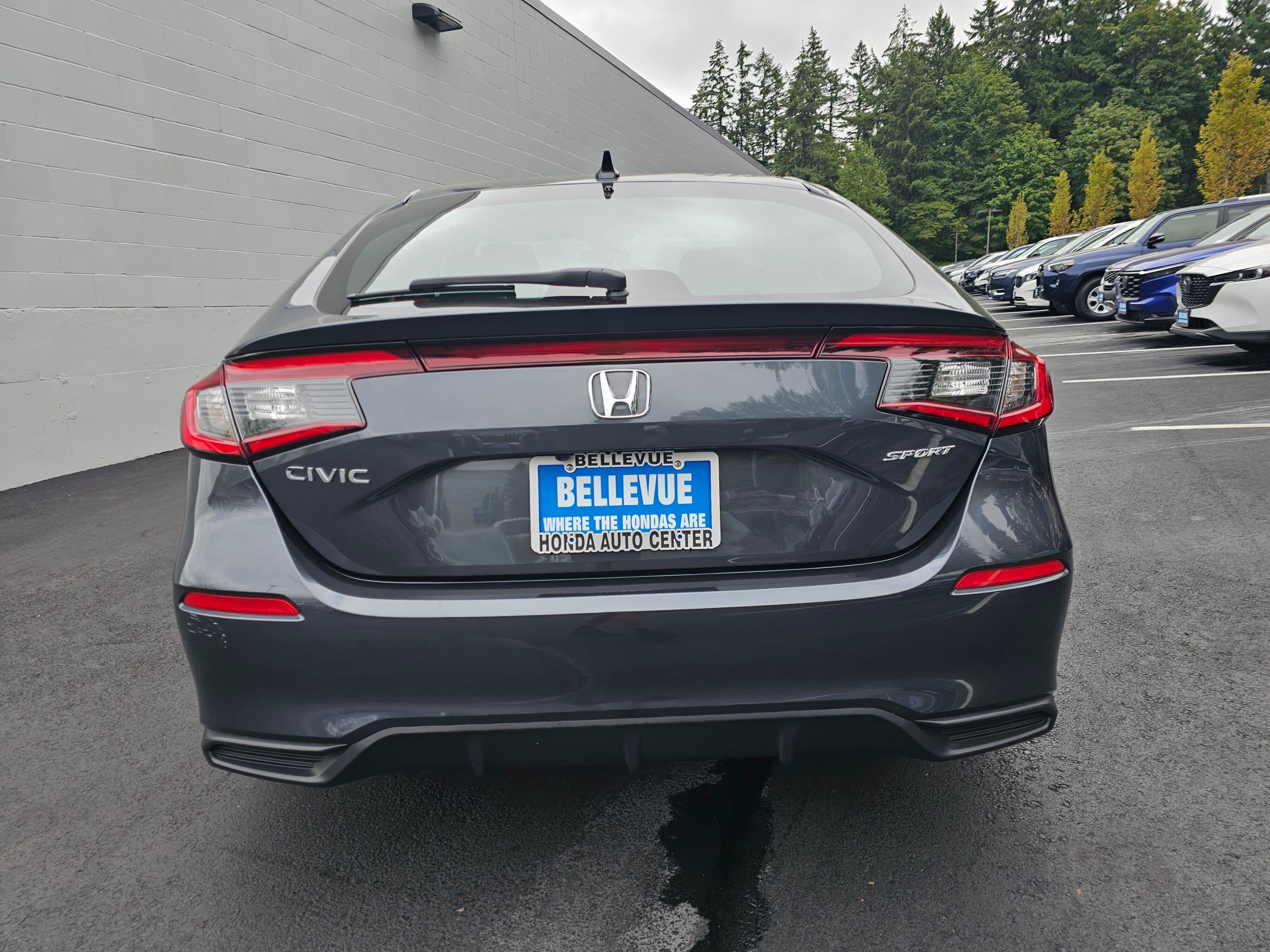 Used 2025 Honda Civic Sport image 6