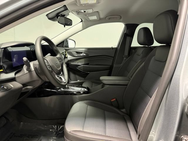 New 2026 Chevrolet Trax LT w/ Driver Confidence Package FWD image 12