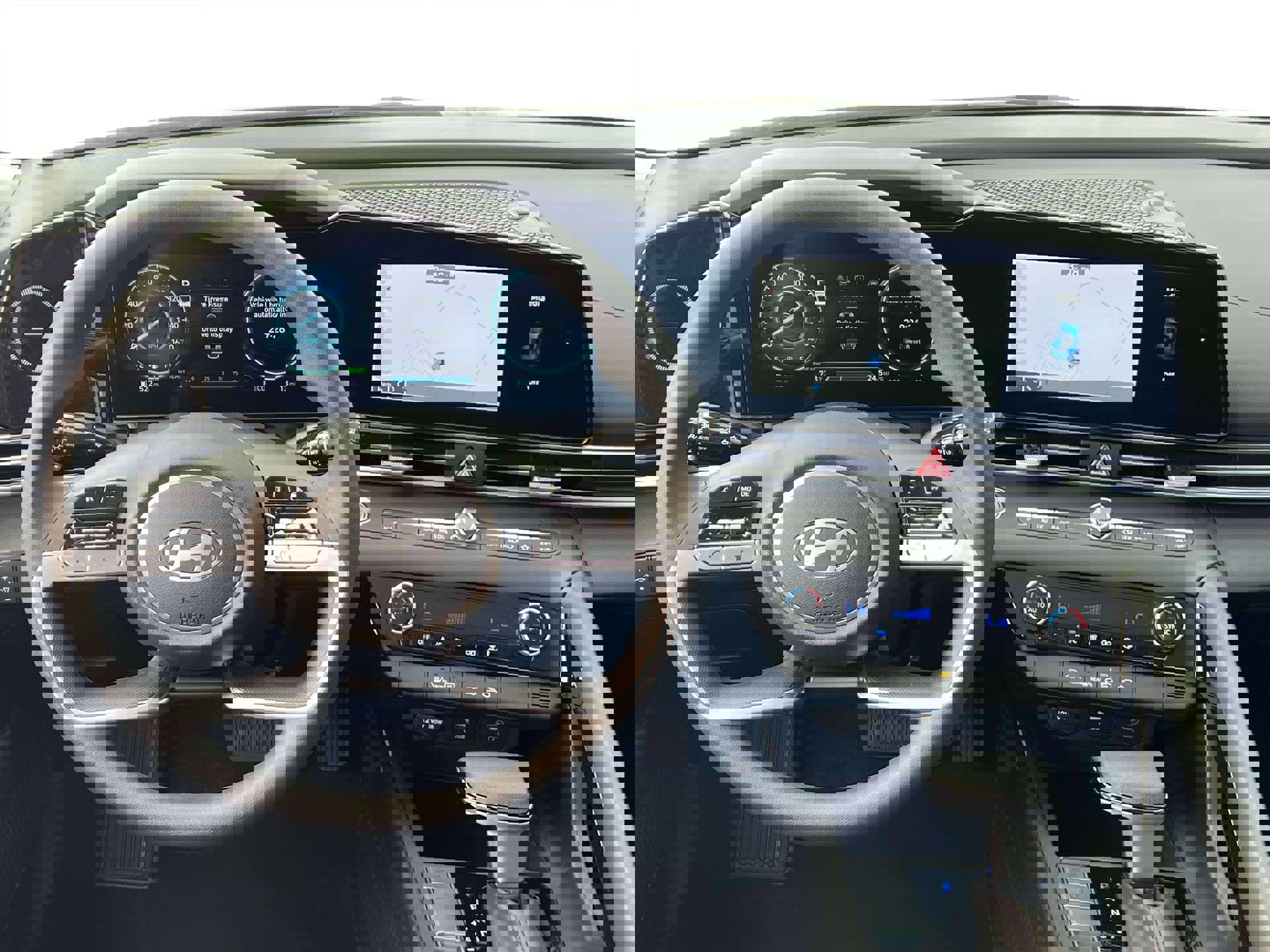 New 2025 Hyundai Elantra Blue image 17