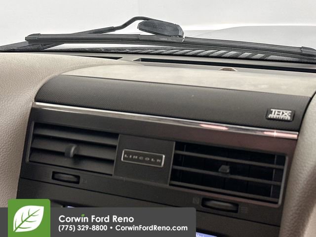Used 2015 Lincoln Navigator L 2WD image 19