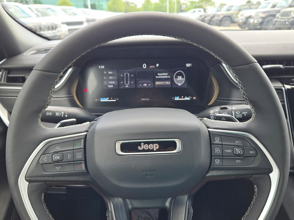 New 2025 Jeep Grand Cherokee Altitude image 35