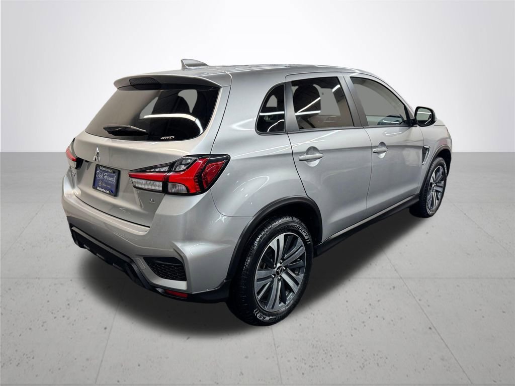 Used 2024 Mitsubishi Outlander Sport SE image 7