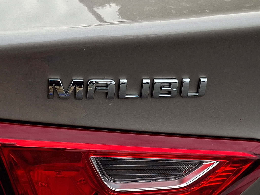 Used 2024 Chevrolet Malibu LT FWD image 35