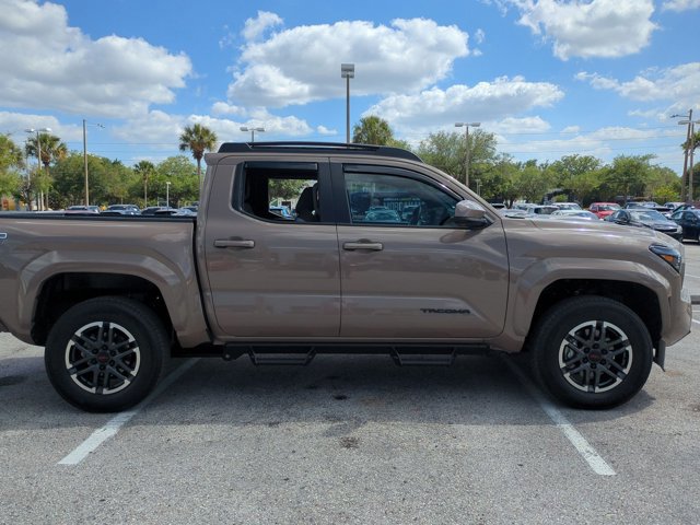 Certified 2026 Toyota Tacoma TRD Sport AWD/4WD image 4