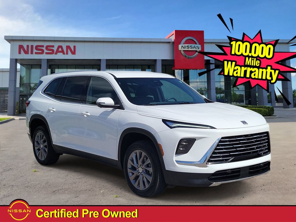 Used 2025 Buick Enclave Preferred FWD image 1