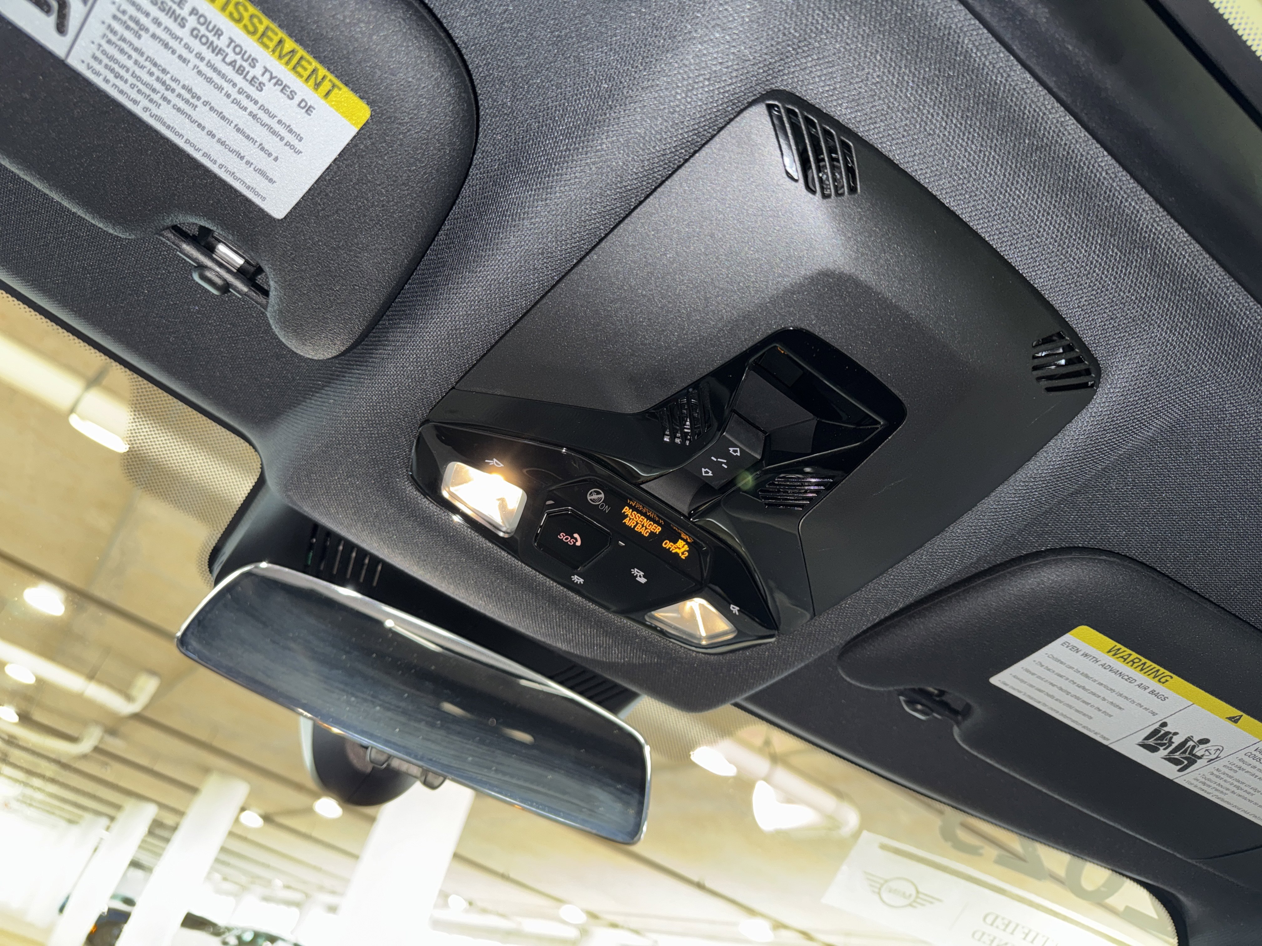 Used 2025 MINI Cooper S FWD image 30