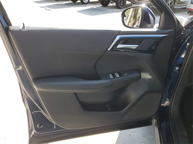 Used 2022 Mitsubishi Outlander SE image 21